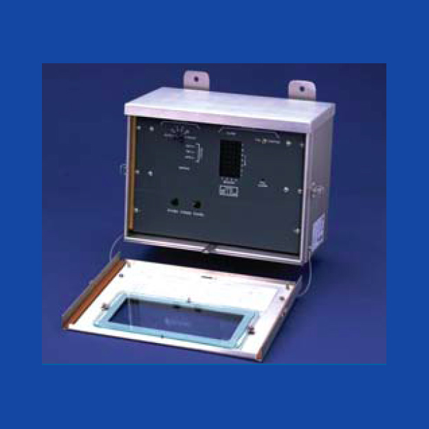 CHC140W CONTROLLER HIGH INTENSITY STROBE SYSTEM CONTROLLER